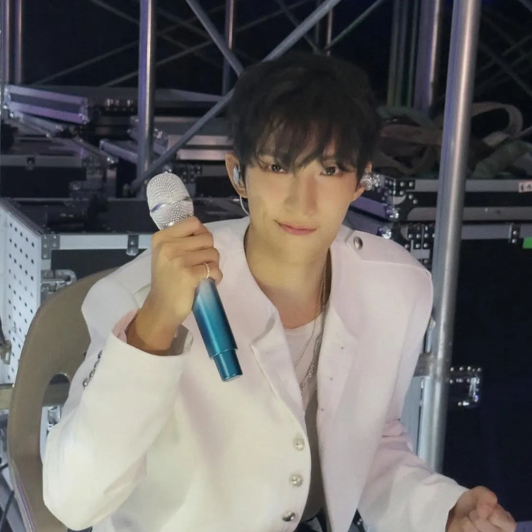 Behind-the-scenes cut of DK (SEVENTEEN)