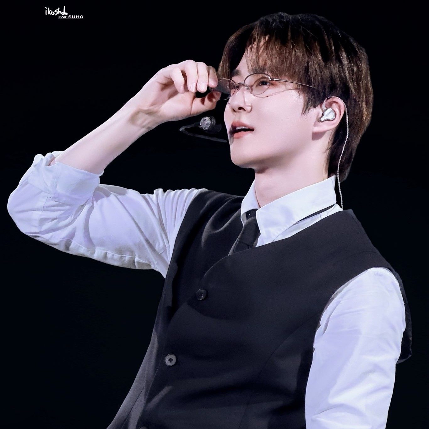 A moment captured by Suho (EXO)'s fan