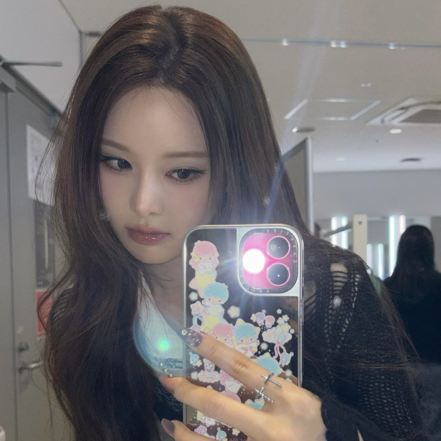 A moment captured by izna's fan