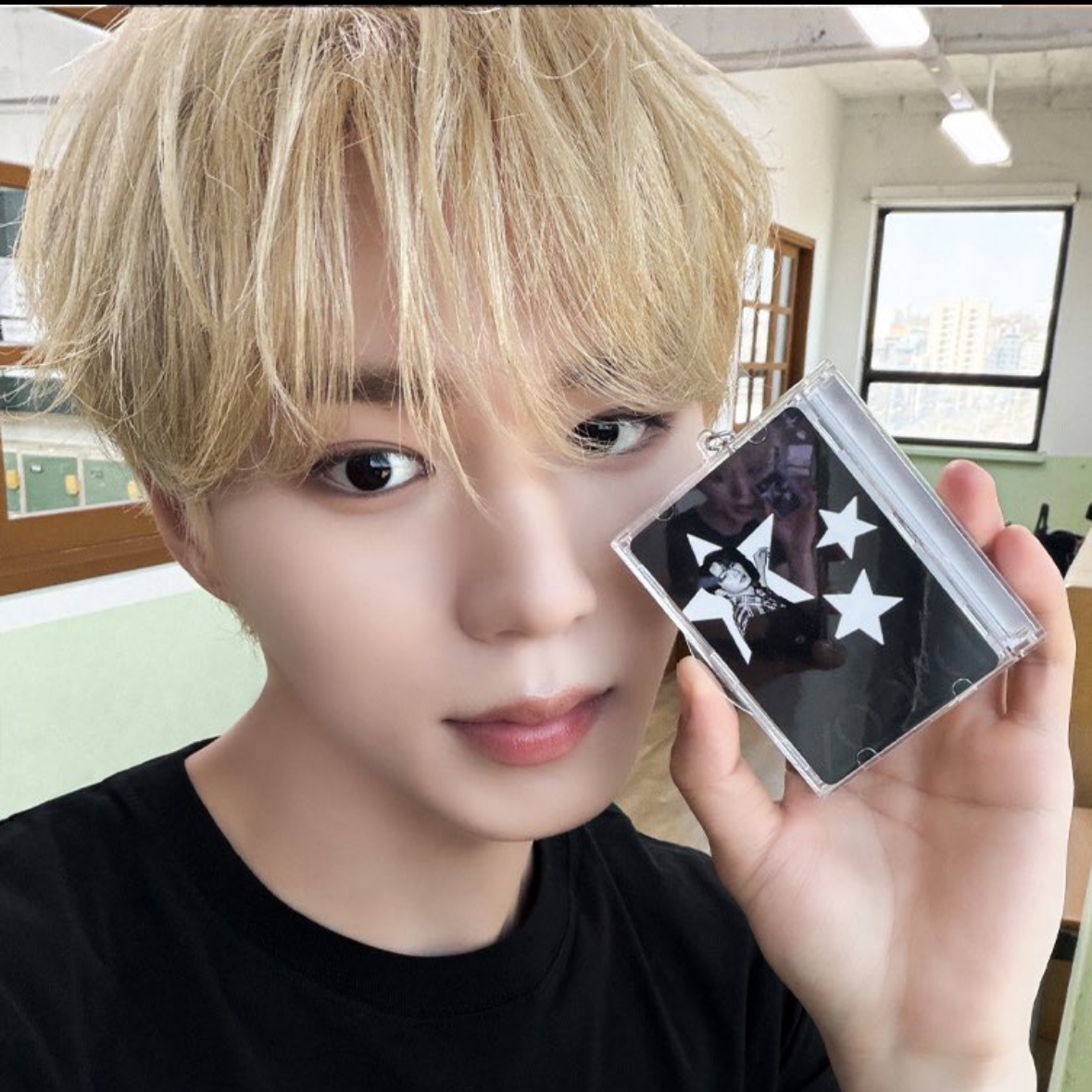 A moment captured by Kim Junseo (ALPHA DRIVE ONE)'s fan