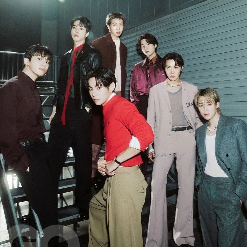 Behind-the-scenes cut of BTS