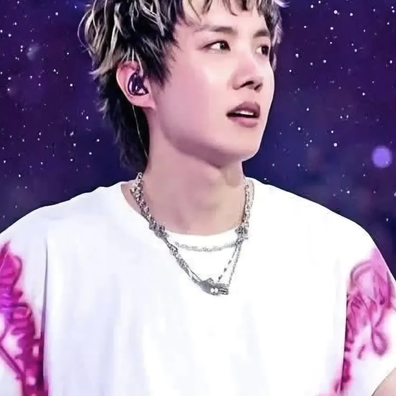 J-hope (防彈少年團)的最新照片