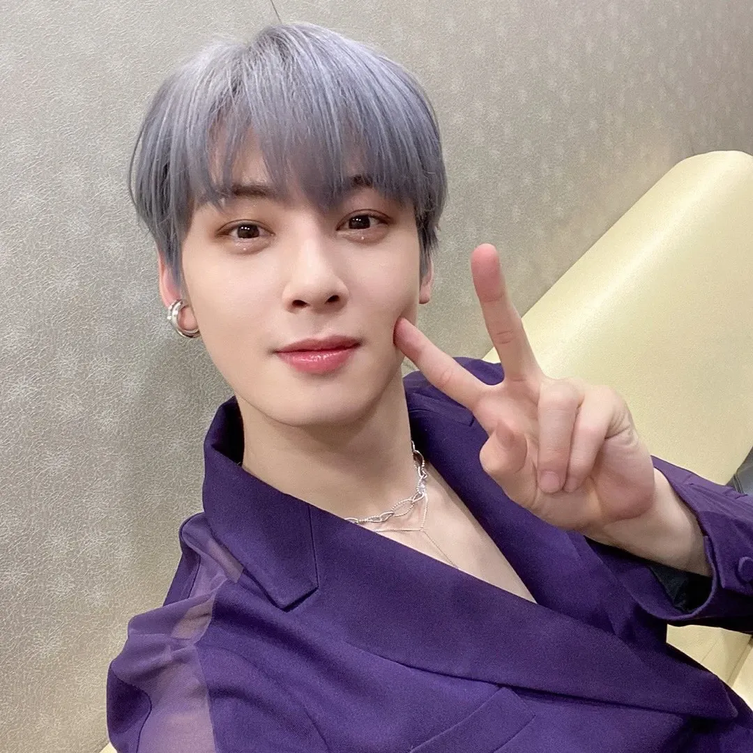 A moment captured by Eunwoo (ASTRO)'s fan