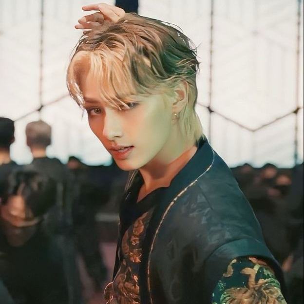 Behind-the-scenes cut of Jun (SEVENTEEN)