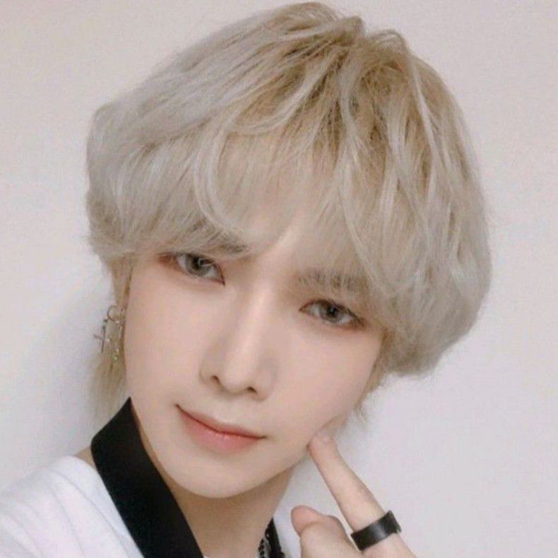 Behind-the-scenes cut of Yeosang (ATEEZ)