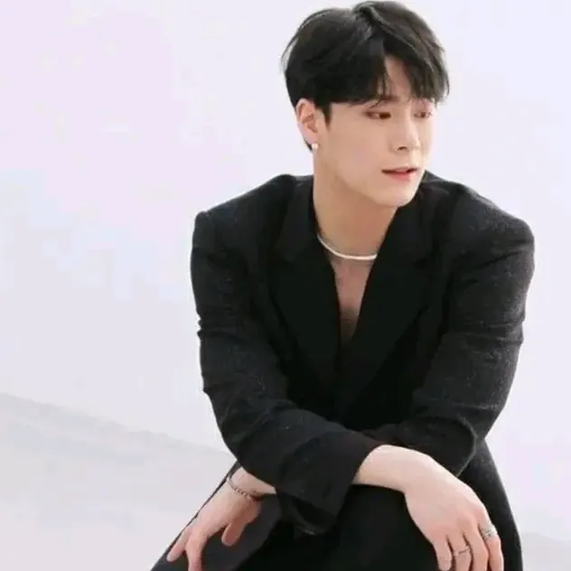 Latest photo of Moonbin (ASTRO)