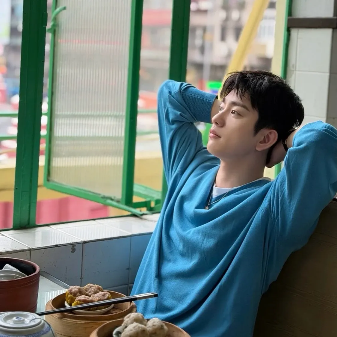 Foto aktivitas terbaru Jinyoung (GOT7)