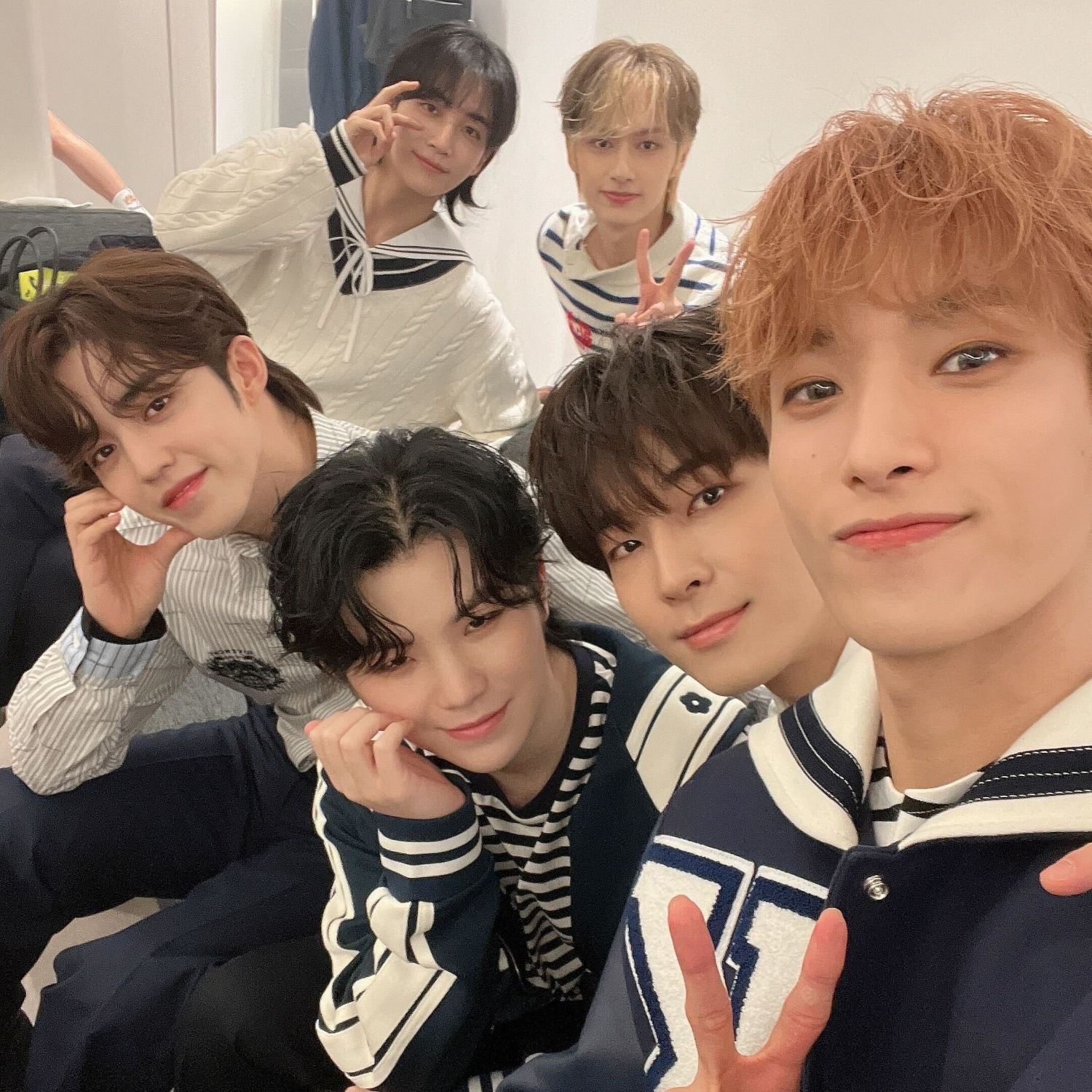 SEVENTEEN的最新照片