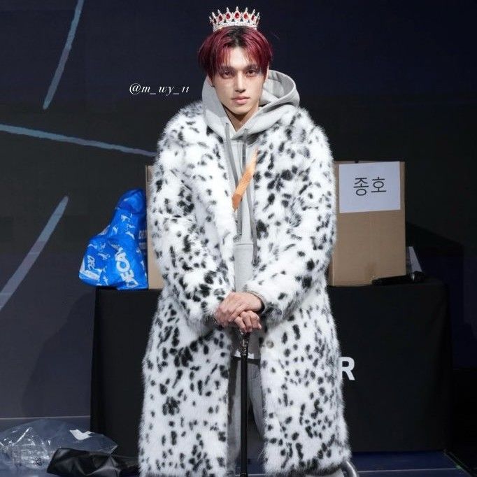 Behind-the-scenes cut of Wooyoung (ATEEZ)