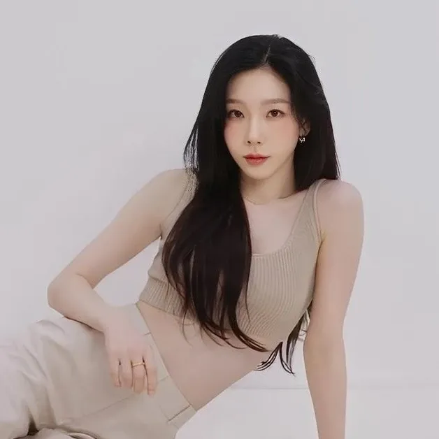 Latest photo of Taeyeon (Girls' Generation)
