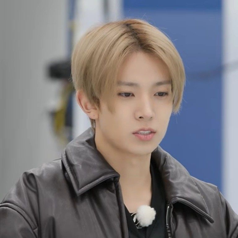 Momen yang diabadikan oleh penggemar Heeseung (ENHYPEN)