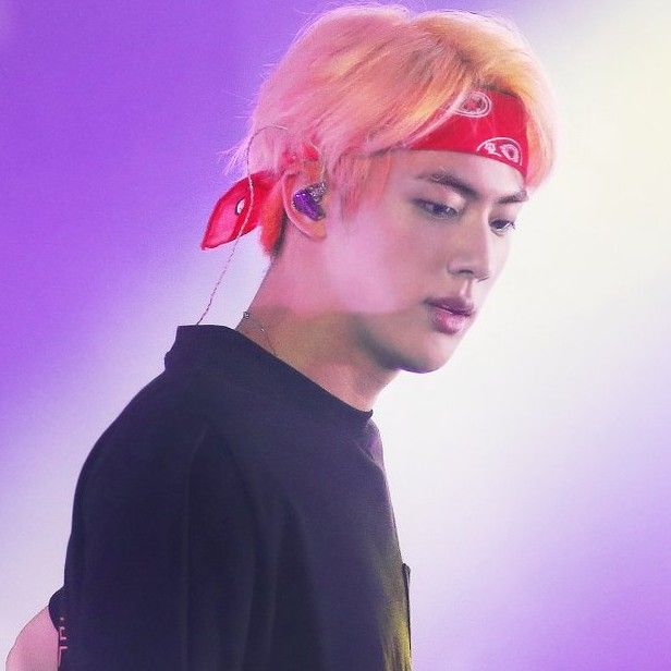 진 (방탄소년단)의 최신 사진