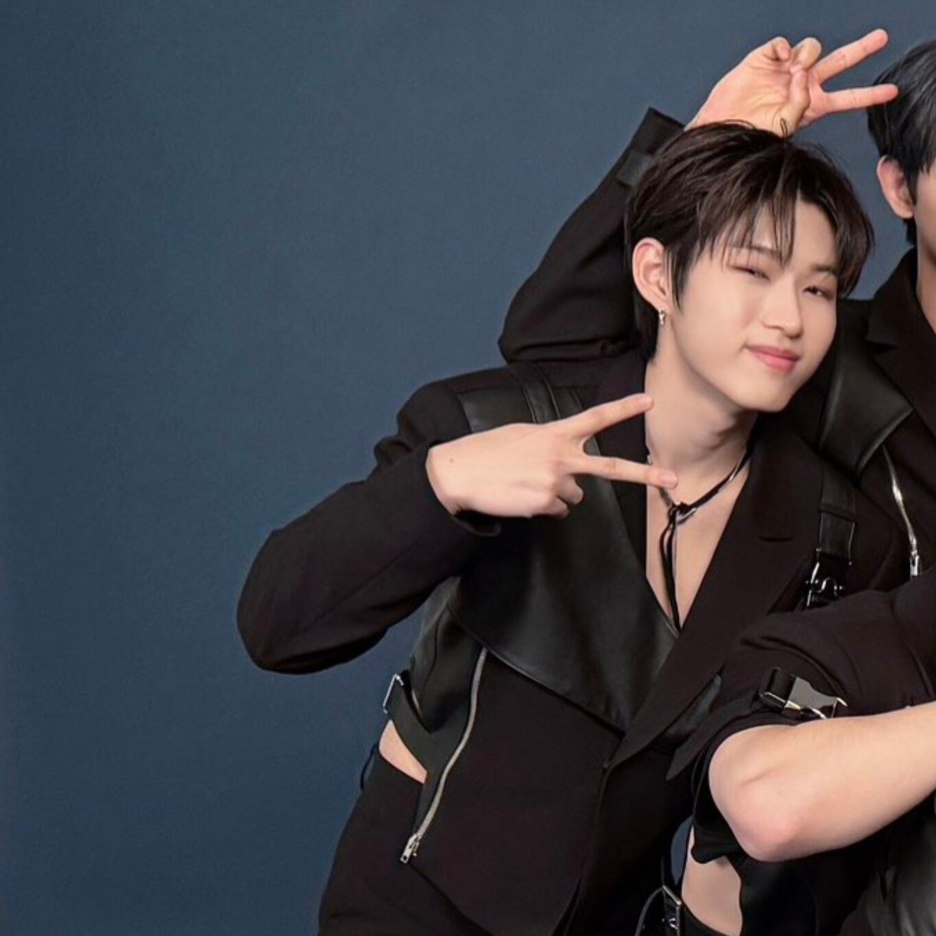 Behind-the-scenes cut of YOUNITE