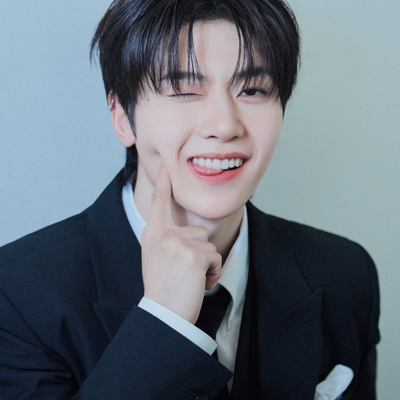 Recent activity shot of Seok Matthew (ZEROBASEONE)