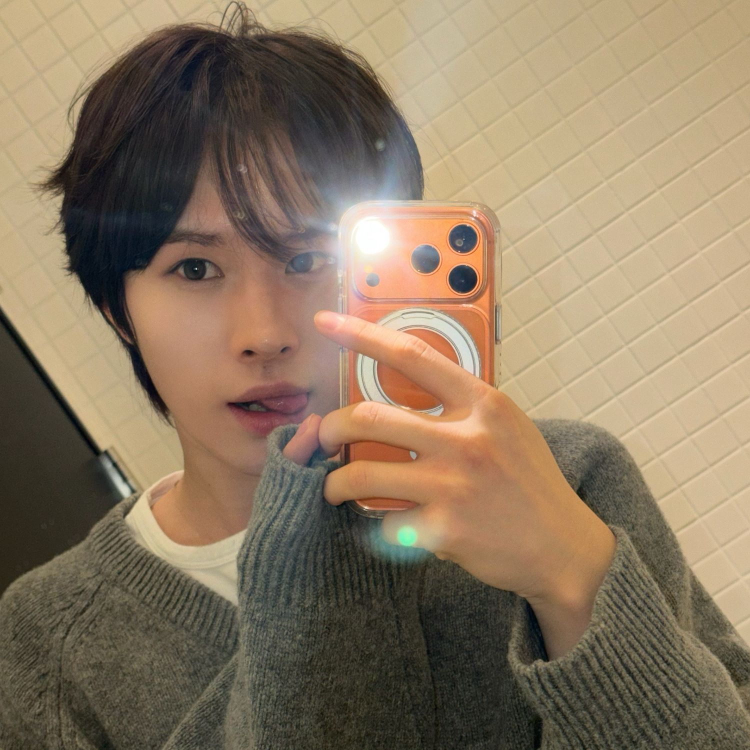 Recent activity shot of Kyungmin (TWS)