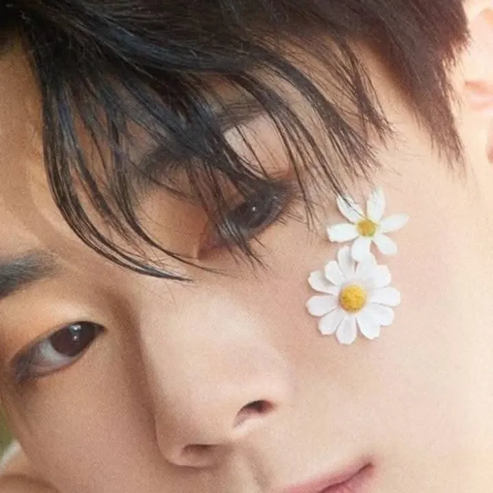 A moment captured by Moonbin (ASTRO)'s fan