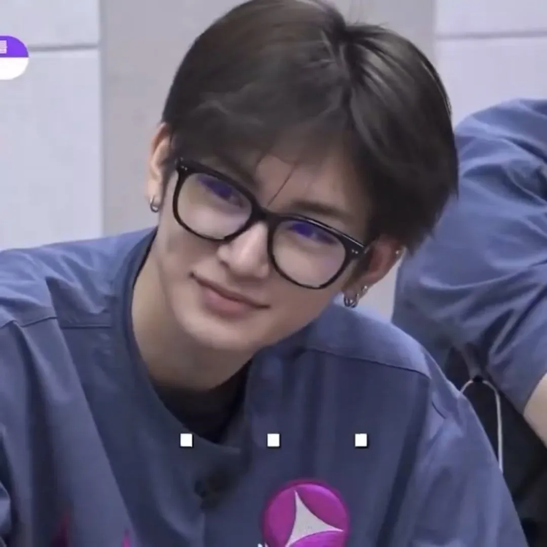 Recent activity shot of Zhou Anxin (ALPHA DRIVE ONE)