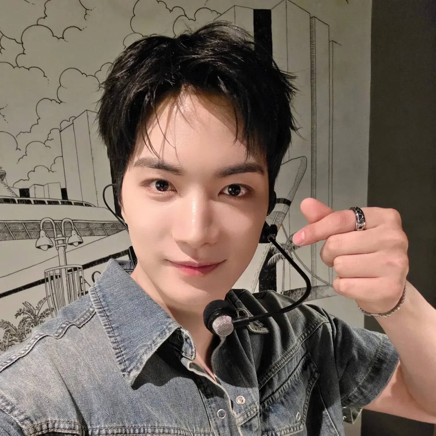 Behind-the-scenes cut of Kim Jonghyeon