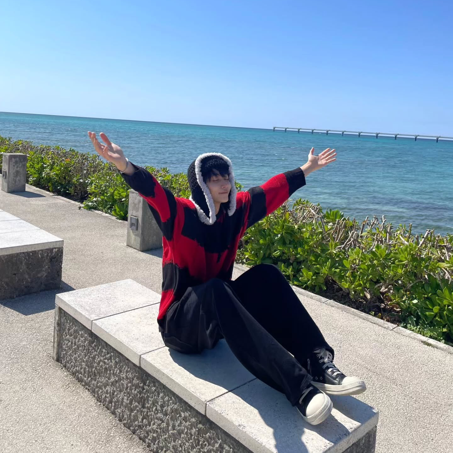 Latest photo of Jeonghan (SEVENTEEN)