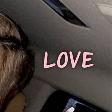 Recent activity shot of Hwasa (MAMAMOO)