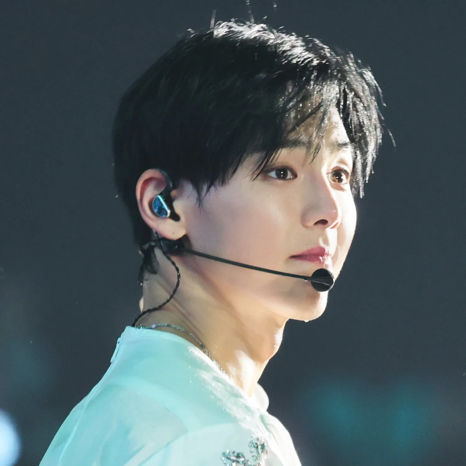 Behind-the-scenes cut of Shownu (MONSTA X)