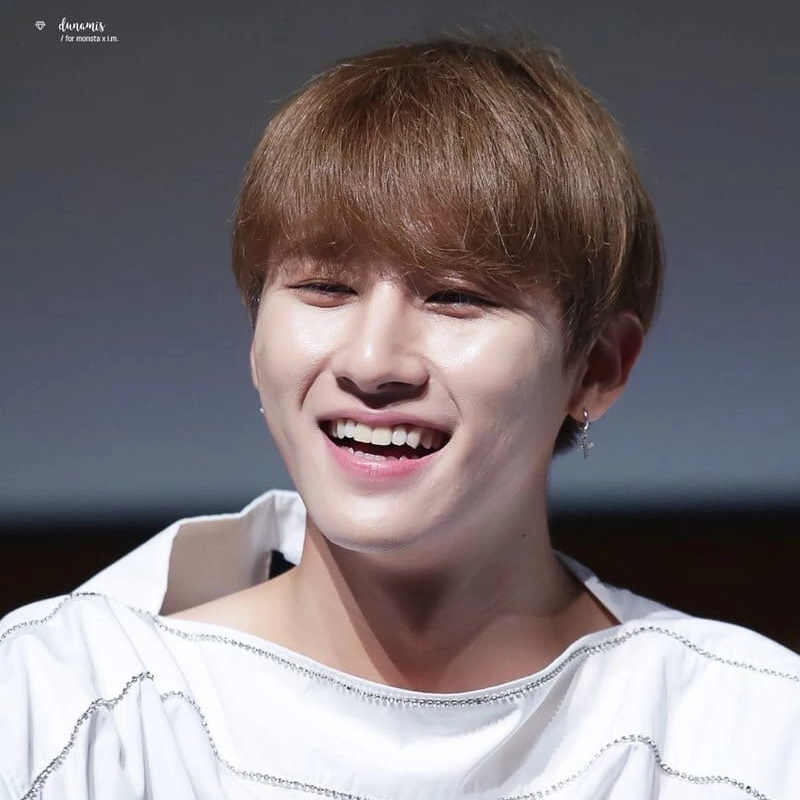 Foto aktivitas terbaru MONSTA X
