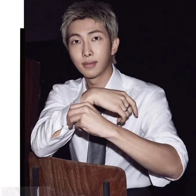 Behind-the-scenes cut of RM (BTS)