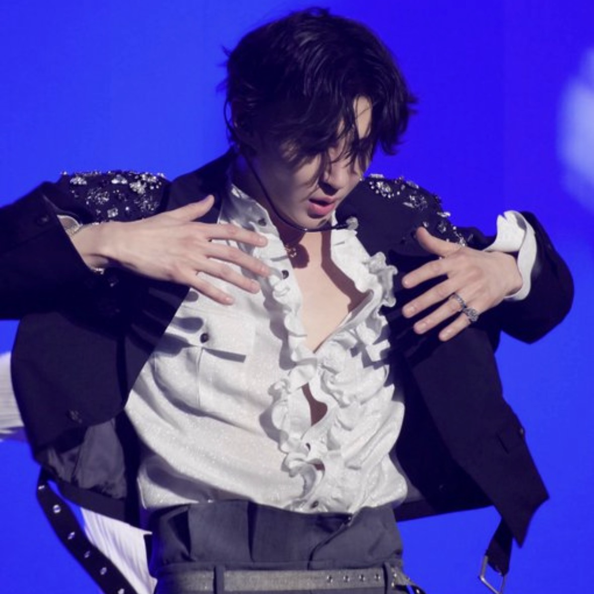 Posting K-POP populer yang disukai penggemar