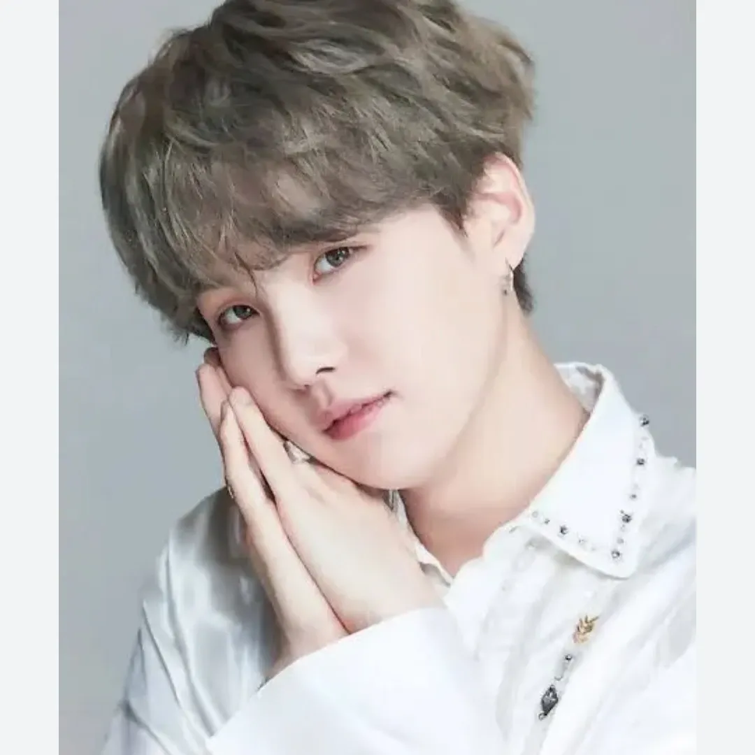 진 (방탄소년단)의 최신 사진