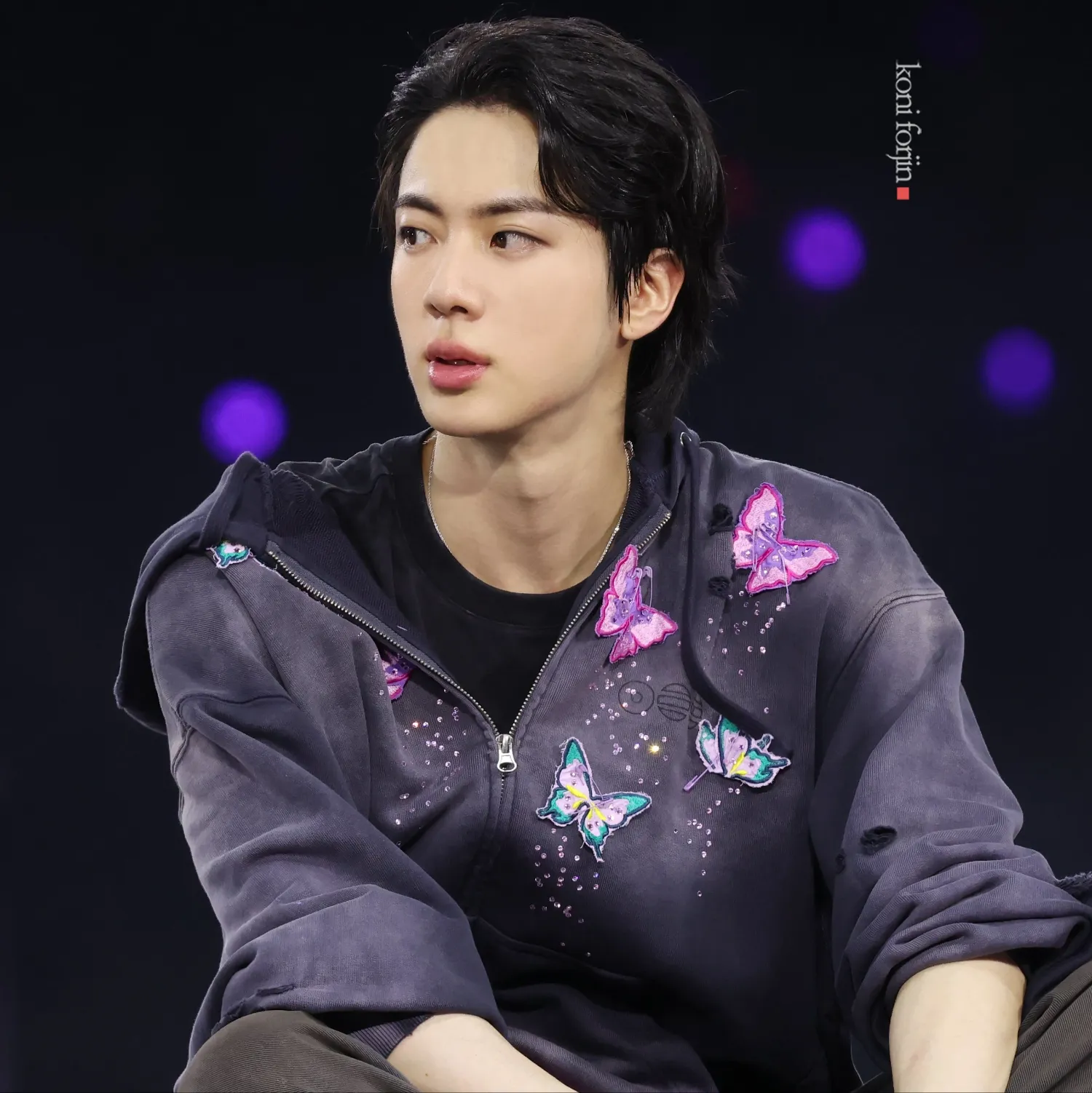 Foto terbaru Jin (BTS)