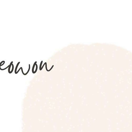 Behind-the-scenes cut of Seowon (Lapillus)