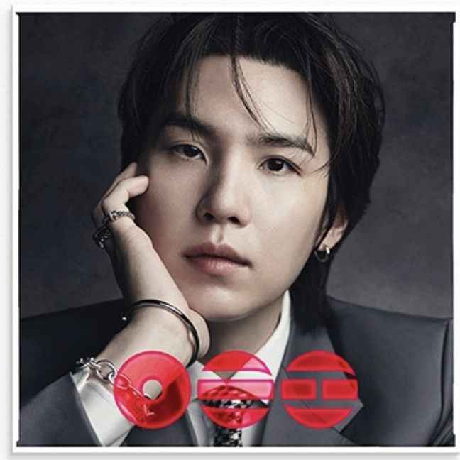 슈가 (방탄소년단)의 최신 사진