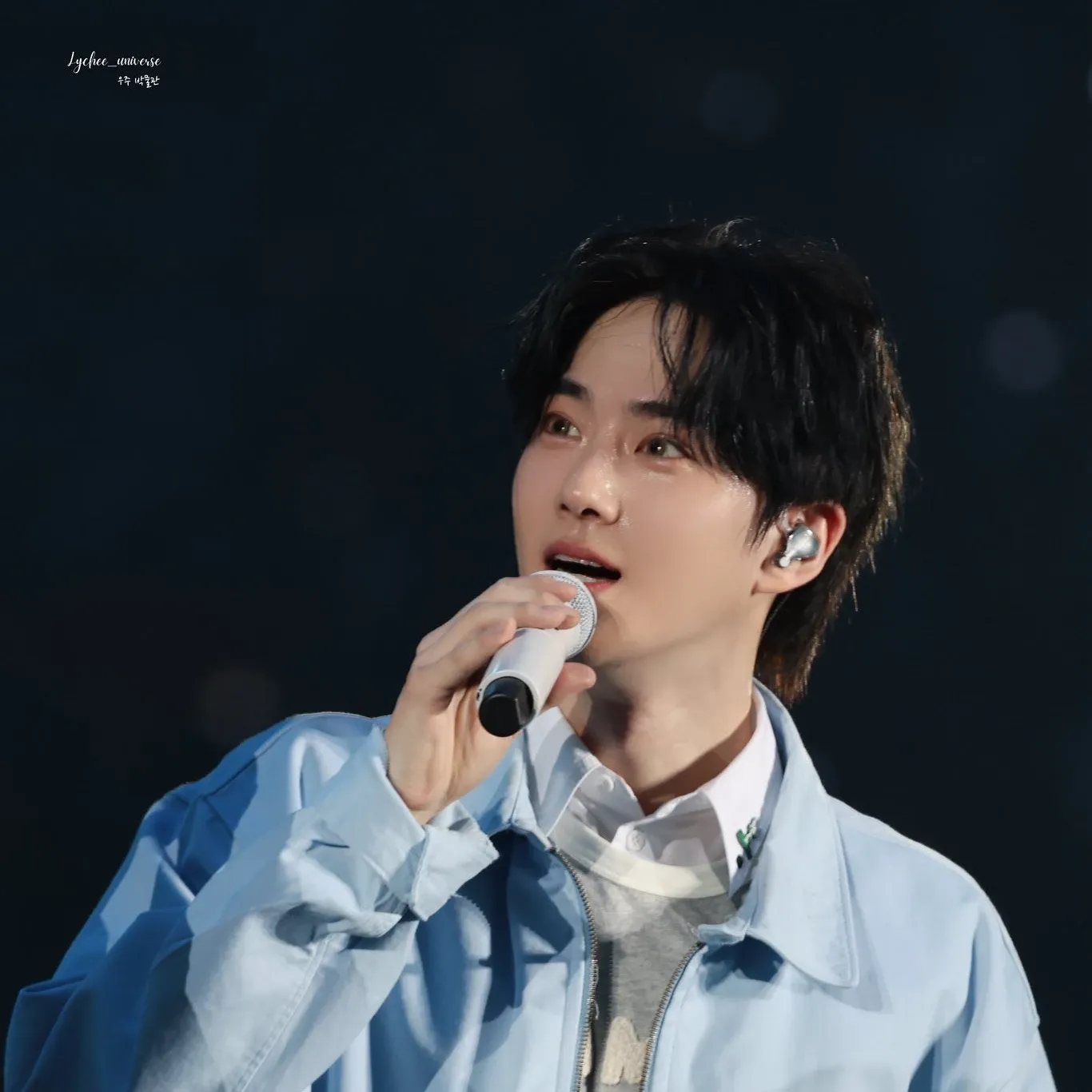 Latest photo of Suho (EXO)