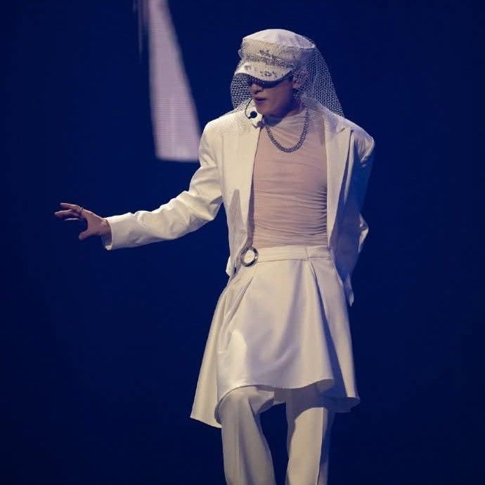 Latest photo of Eunhyuk (Super Junior)