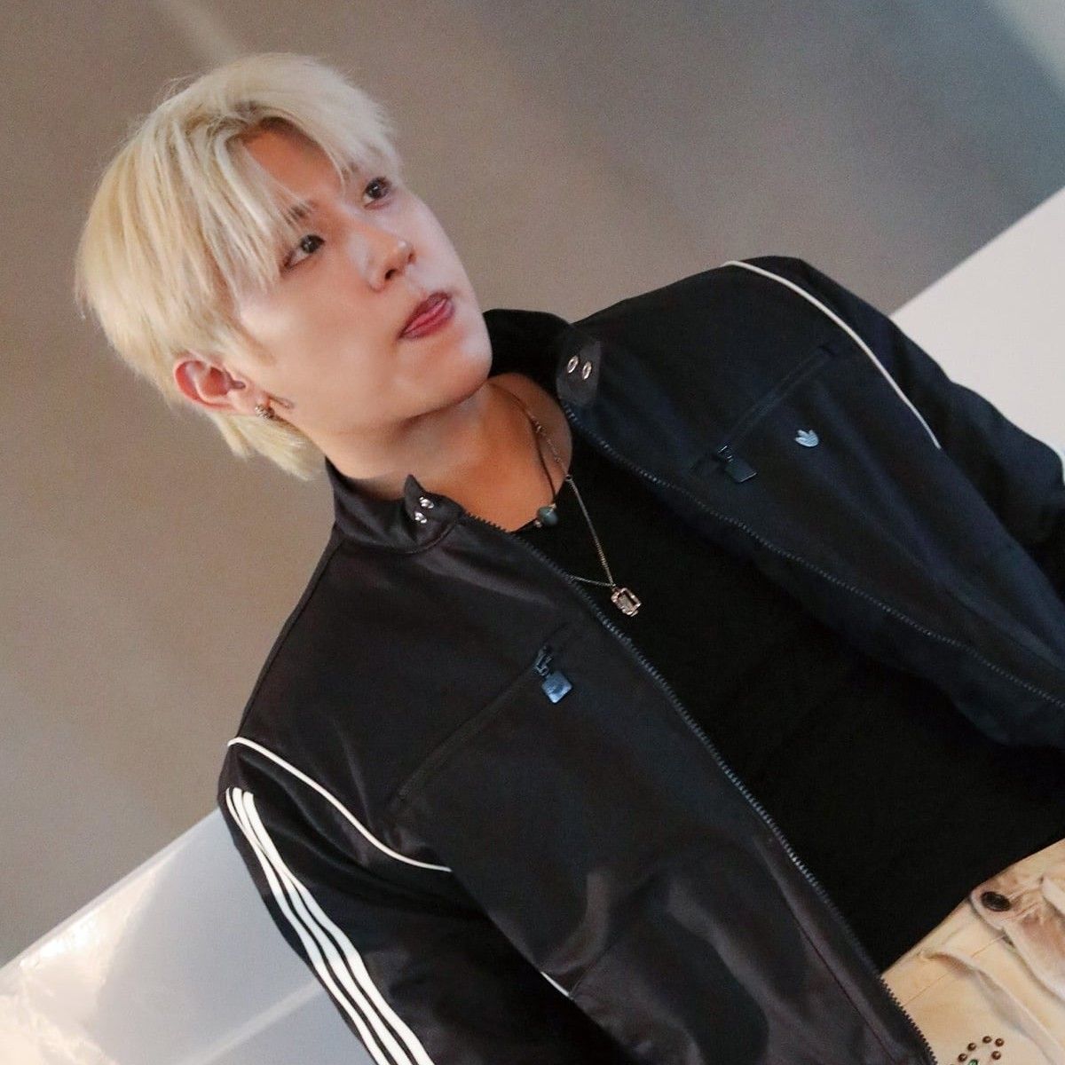 A moment captured by Park Woojin (AB6IX)'s fan