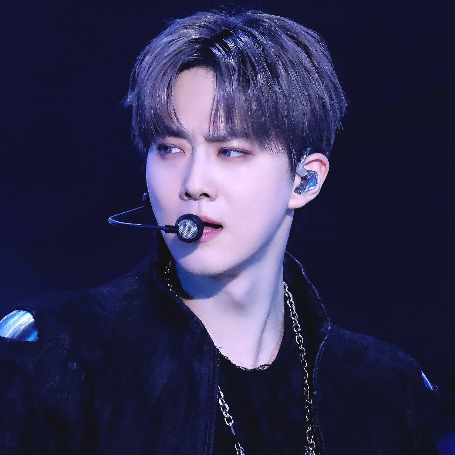 Latest photo of Suho (EXO)