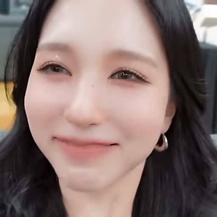 ミナ (TWICE)の舞台裏ショット