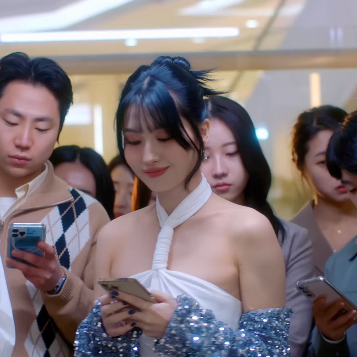 모모 (TWICE)의 비하인드 컷