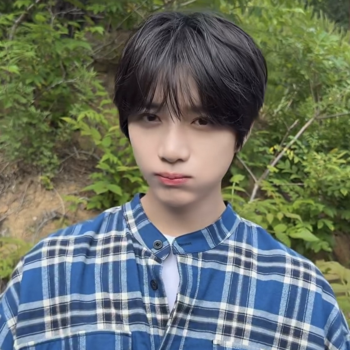 Recent activity shot of Beomgyu (TOMORROW X TOGETHER)