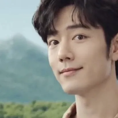 Behind-the-scenes cut of Xiao Zhan