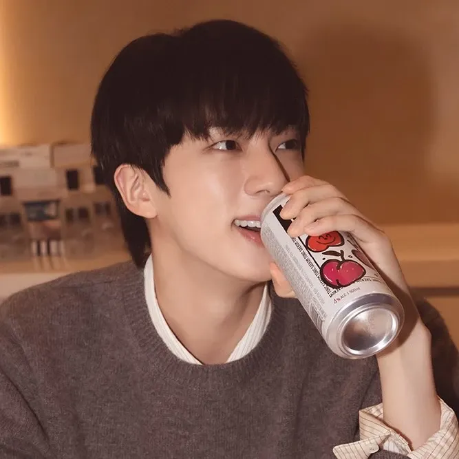 Potret di balik layar Jin (BTS)