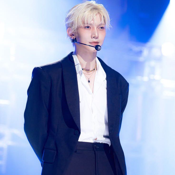 에이티즈 최근 활동샷