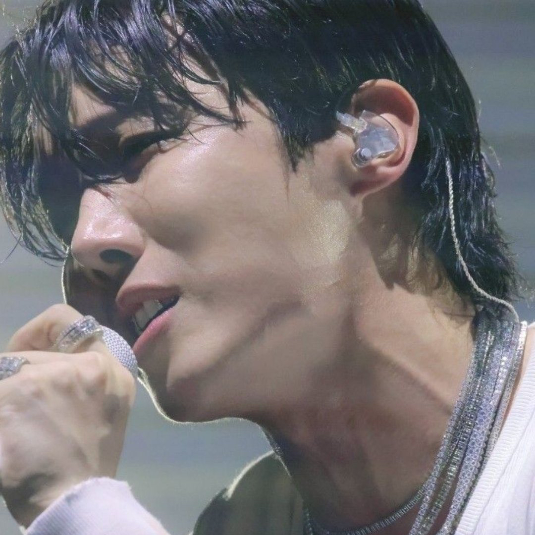 J-hope (防弹少年团)粉丝拍下的瞬间