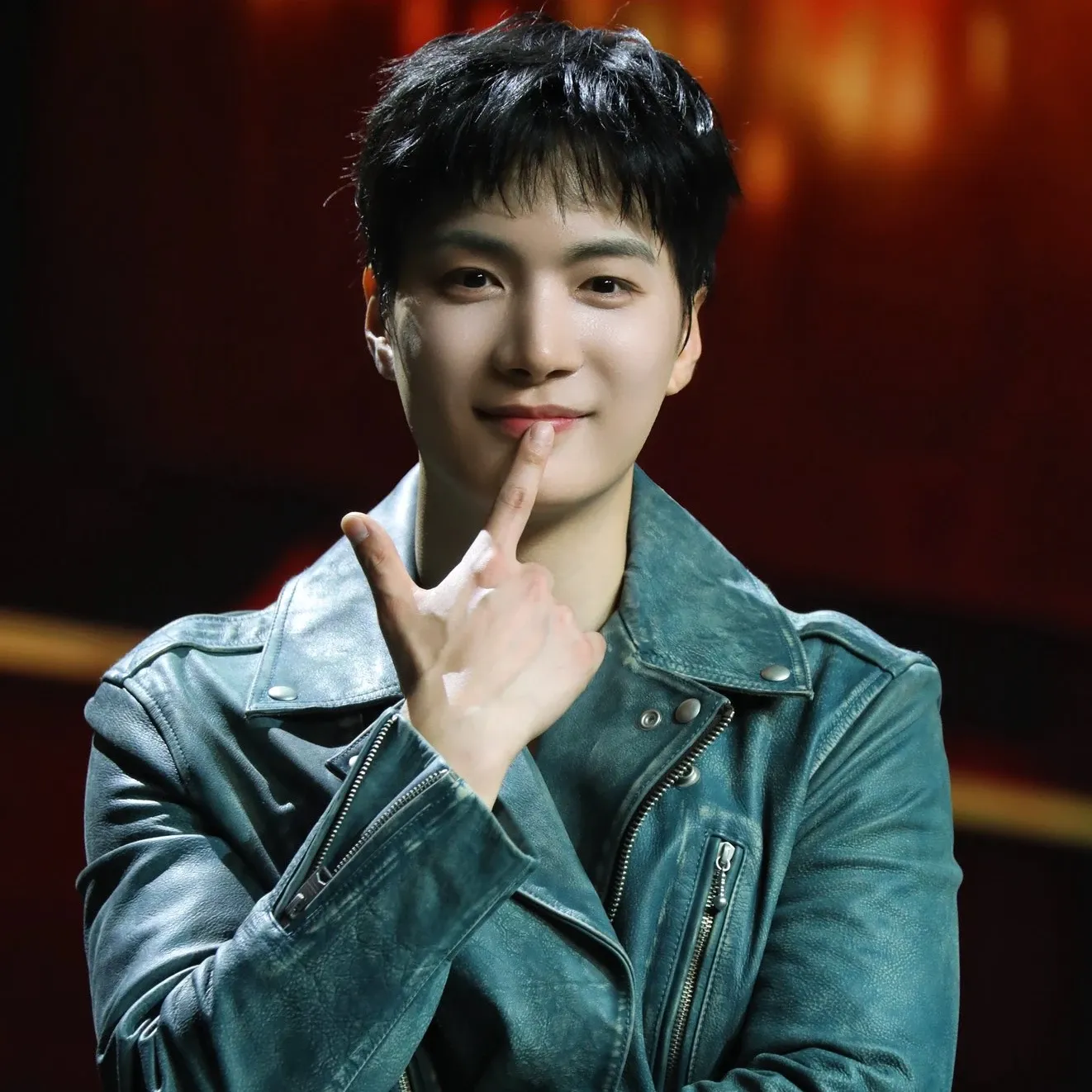 A moment captured by Kim Jonghyeon's fan