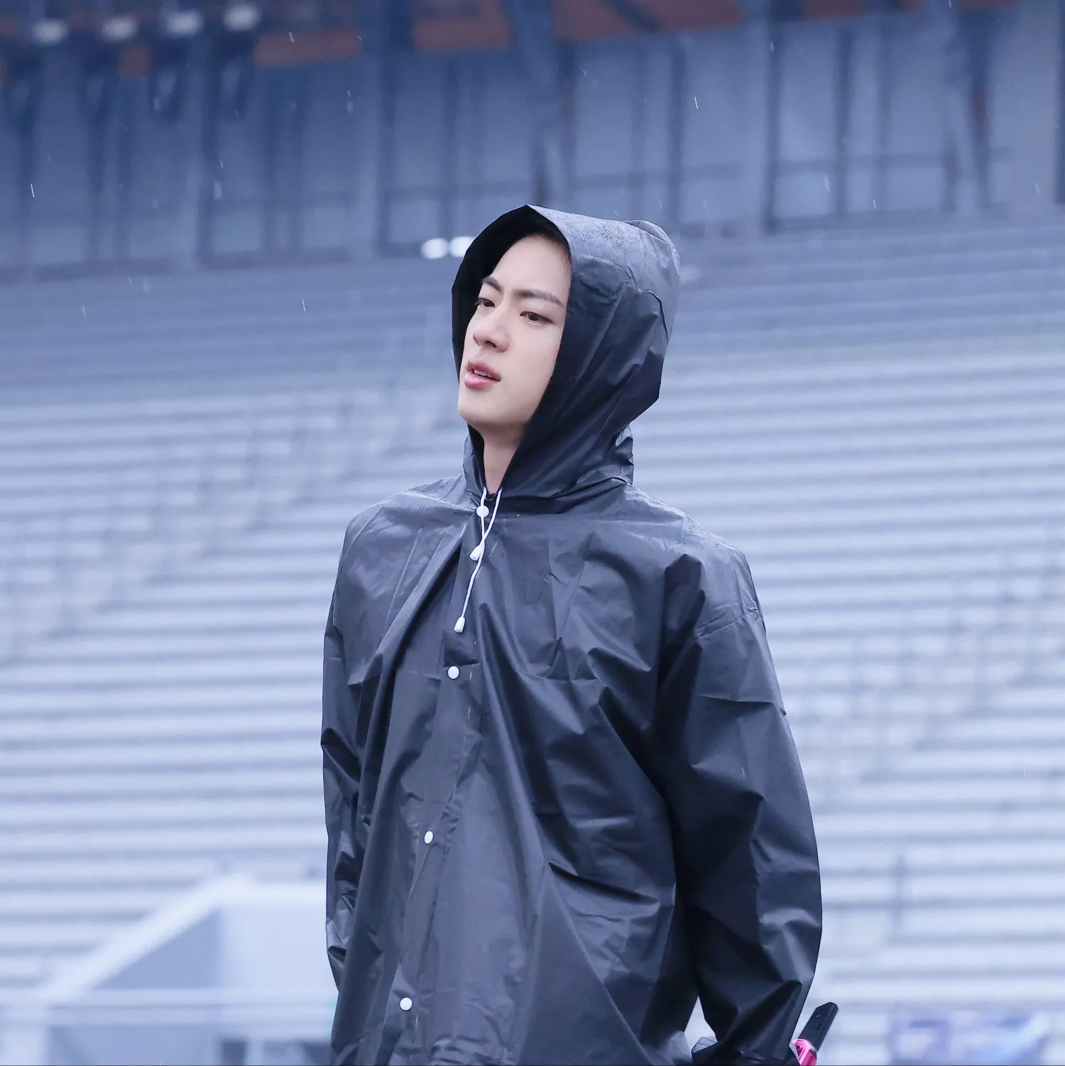 Behind-the-scenes cut of Jin (BTS)
