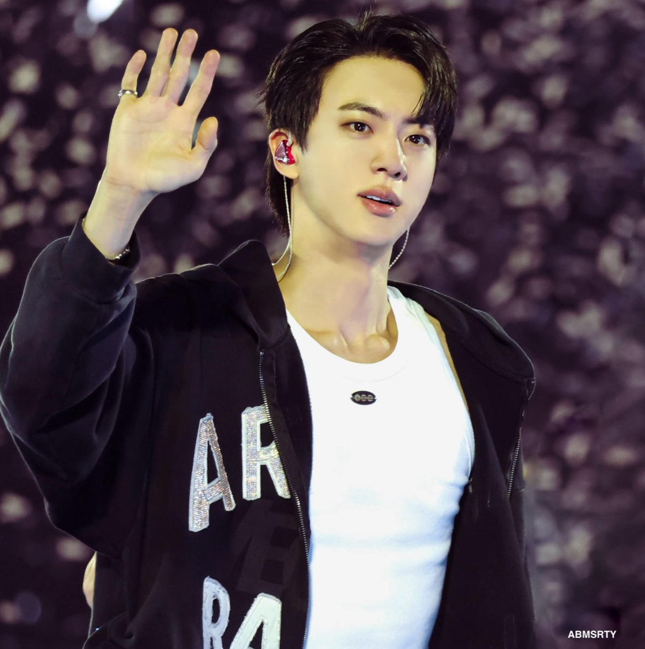 Foto terbaru Jin (BTS)