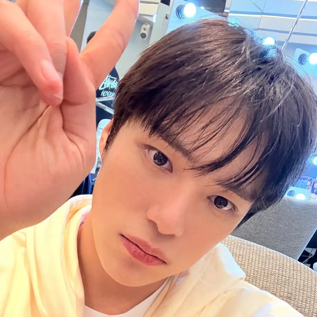 A moment captured by Minhyuk (MONSTA X)'s fan