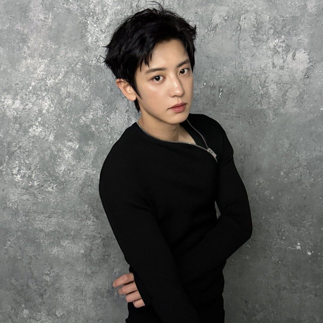 Foto aktivitas terbaru Chanyeol (EXO)