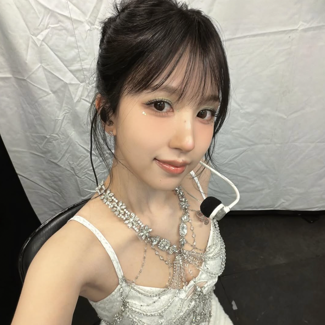 Foto terbaru Mina (TWICE)