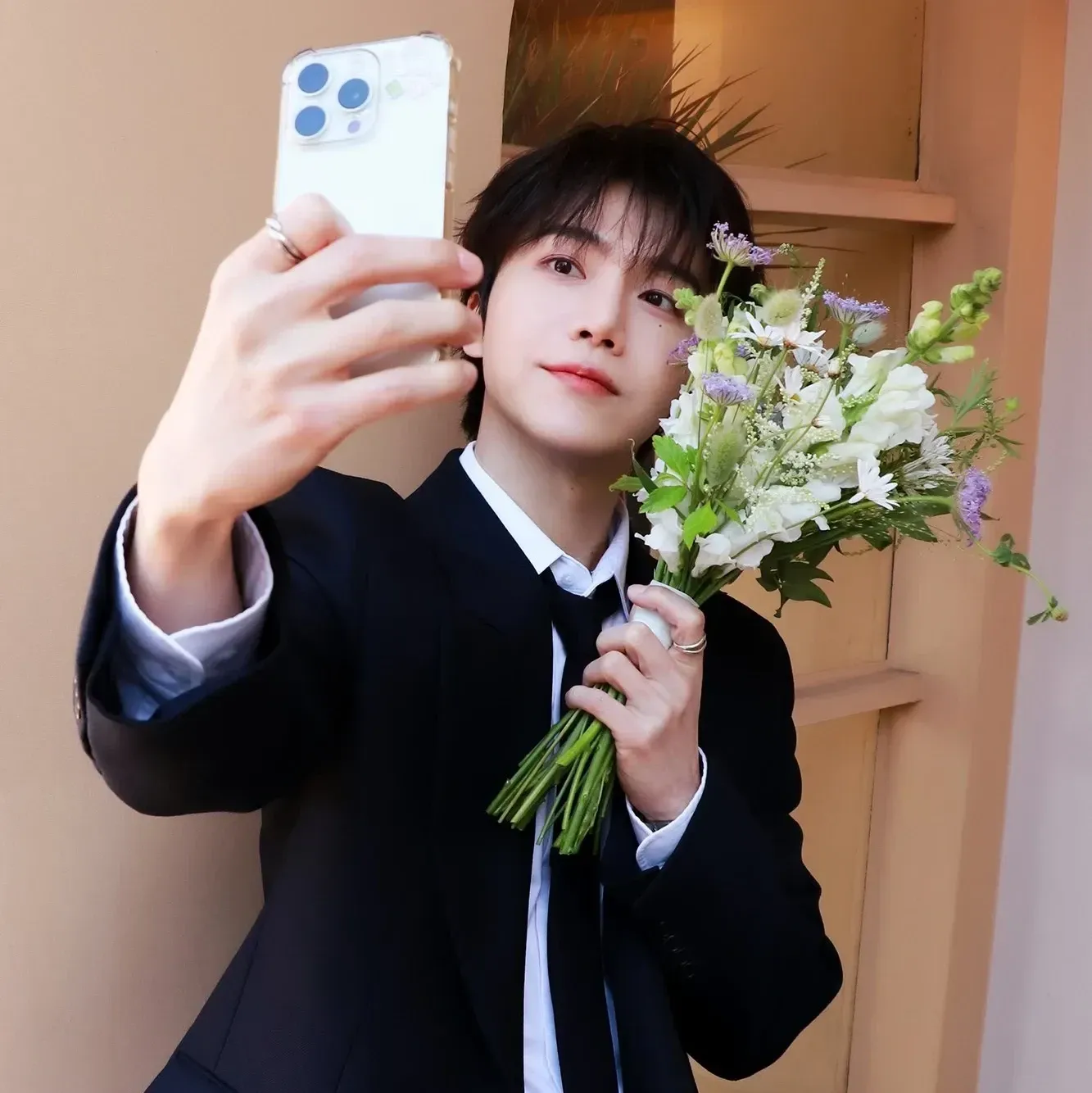 진호 (펜타곤)의 비하인드 컷